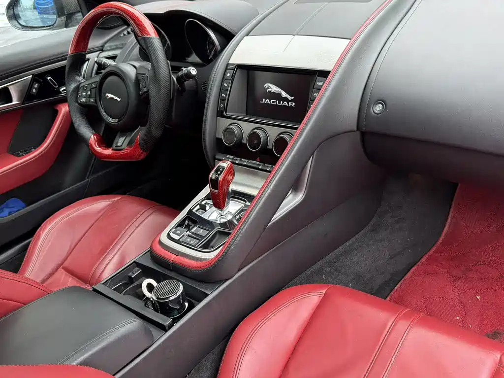 Jaguar F-TYPE — миниатюра 4