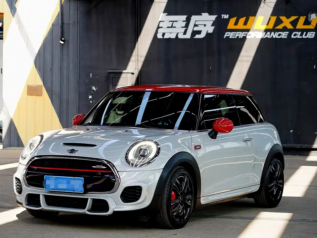 MINI JCW