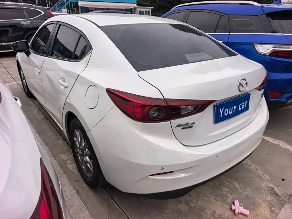 Mazda 3 Axela — миниатюра 4
