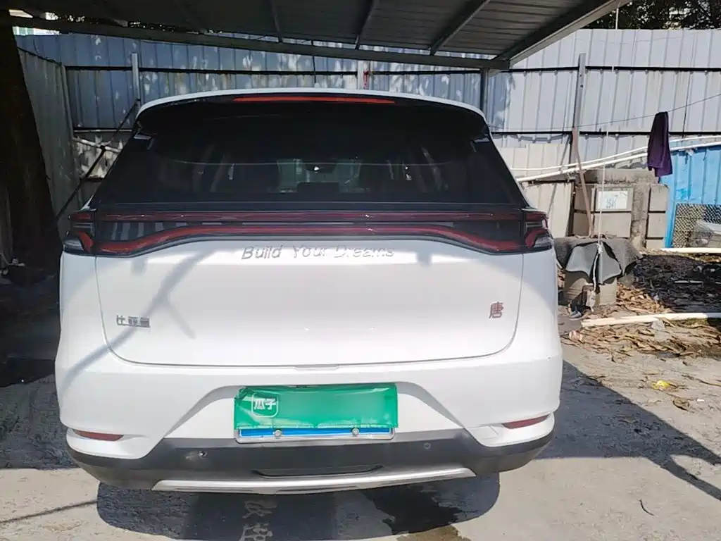 BYD Tang — миниатюра 6