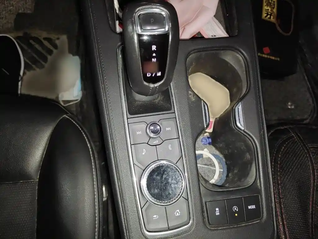 Cadillac XT4 — миниатюра 7