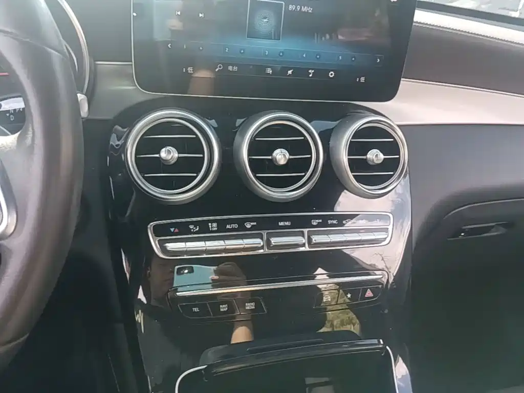 Mercedes-Benz GLC — миниатюра 13