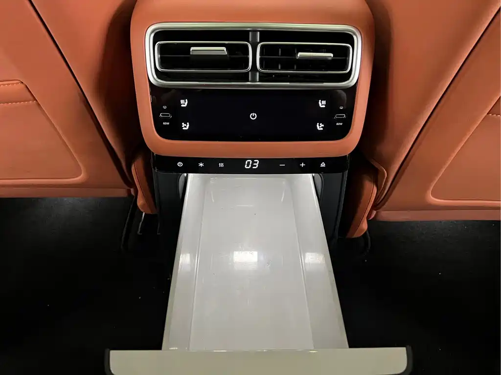 Li Auto Li L6 — миниатюра 17