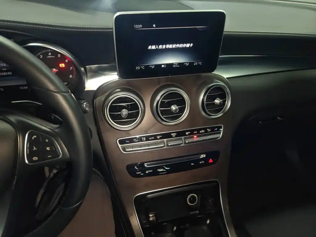 Mercedes-Benz GLC — миниатюра 13