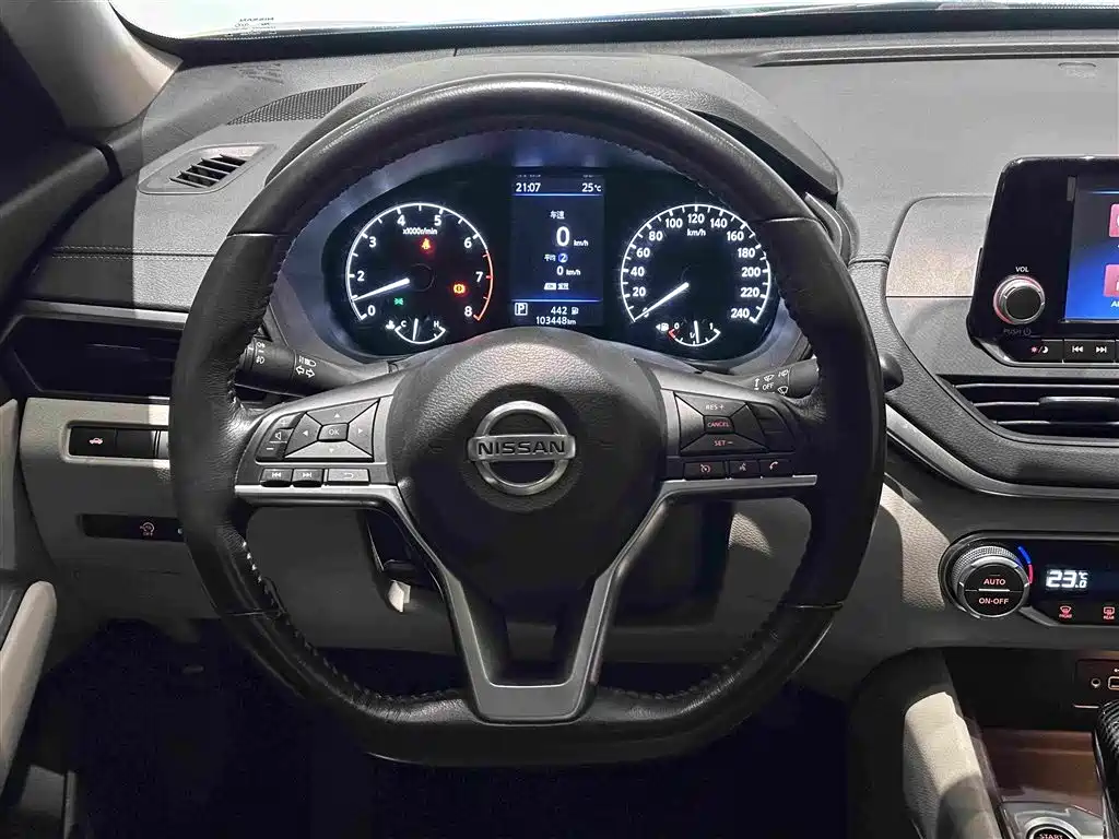 Nissan Teana — миниатюра 16
