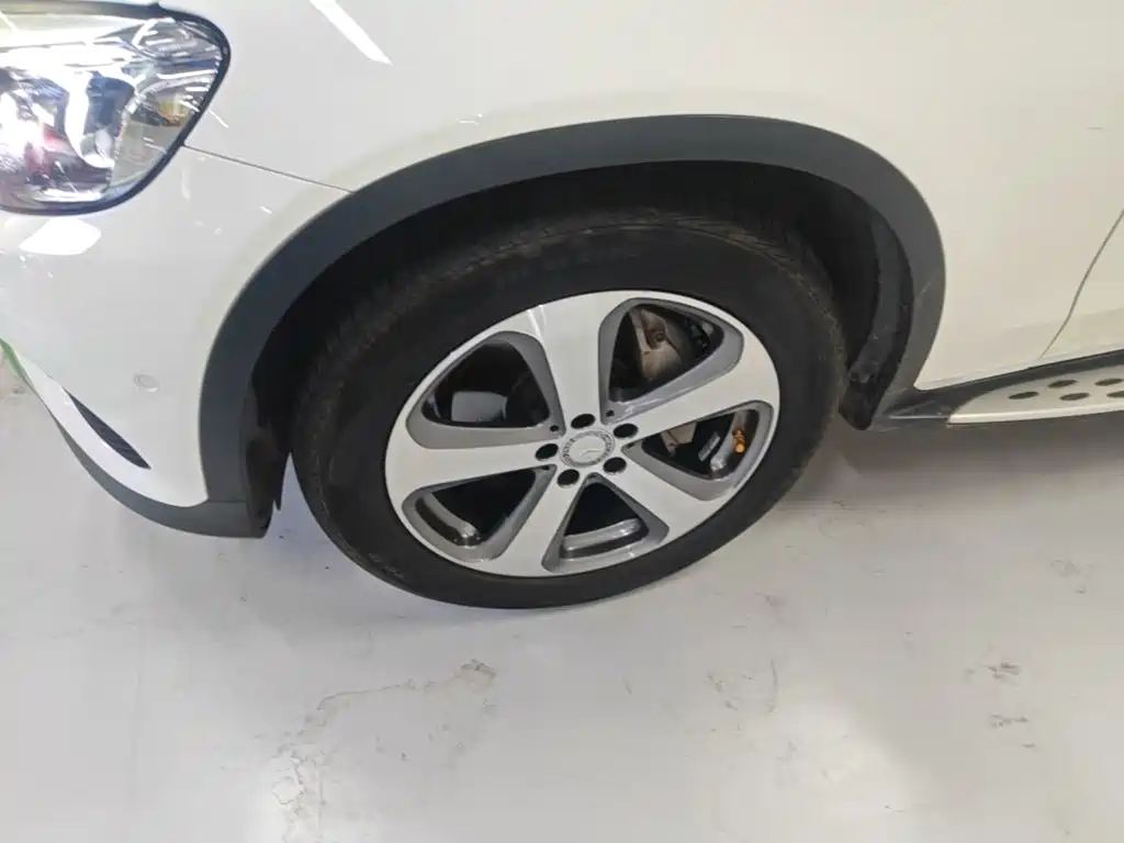 Mercedes-Benz GLC — миниатюра 23
