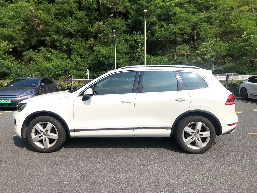Volkswagen Touareg — миниатюра 7