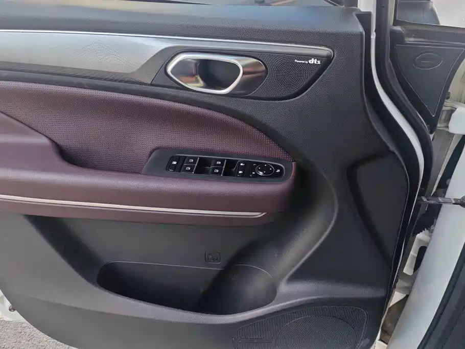 GAC Motor Trumpchi M6 — миниатюра 7