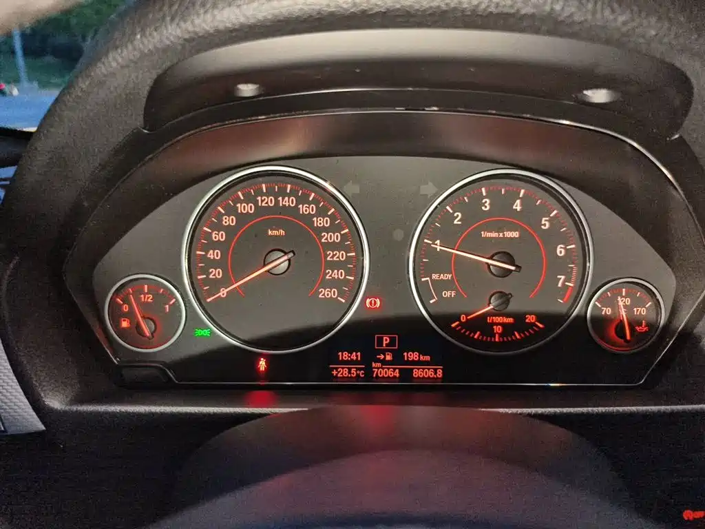BMW 3 Series — миниатюра 7
