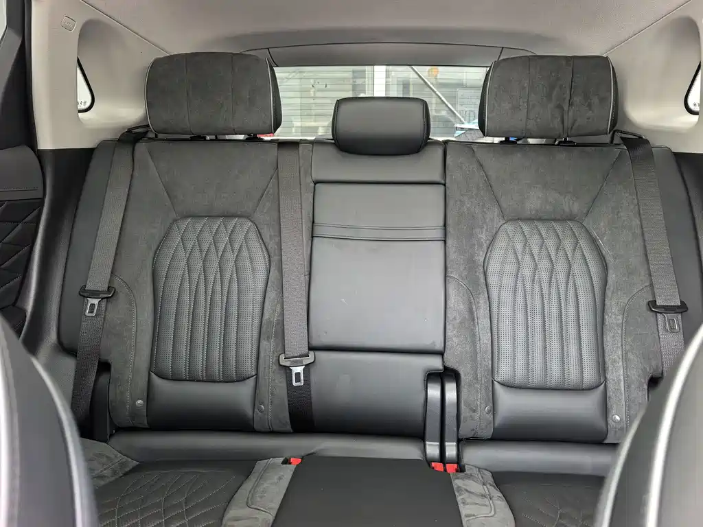 Hongqi Hongqi HS5 — миниатюра 14