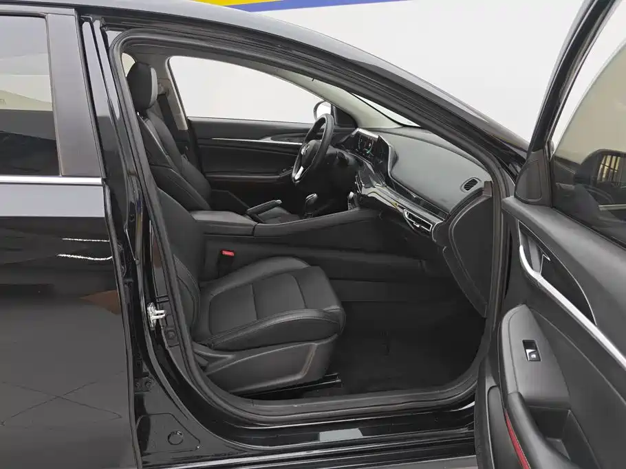 Changan Eado — миниатюра 8