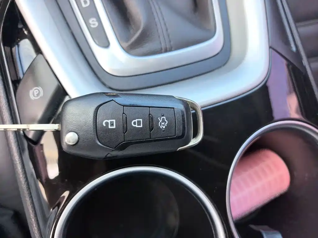 Ford Mondeo — миниатюра 9