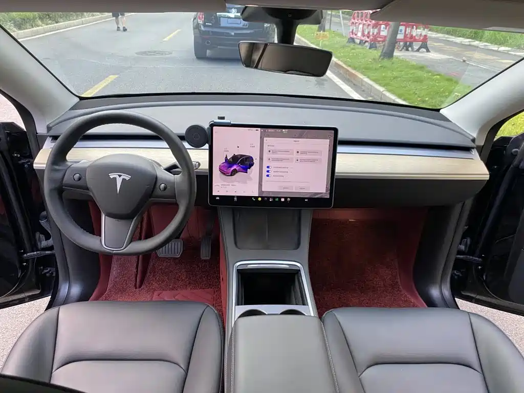 Tesla Model Y — фотографии объявления, Фото 17