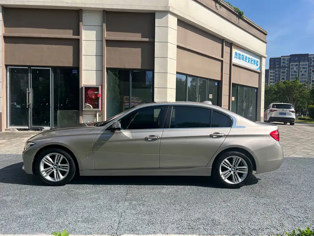 BMW 3 Series 3 2016 320Li Fashion