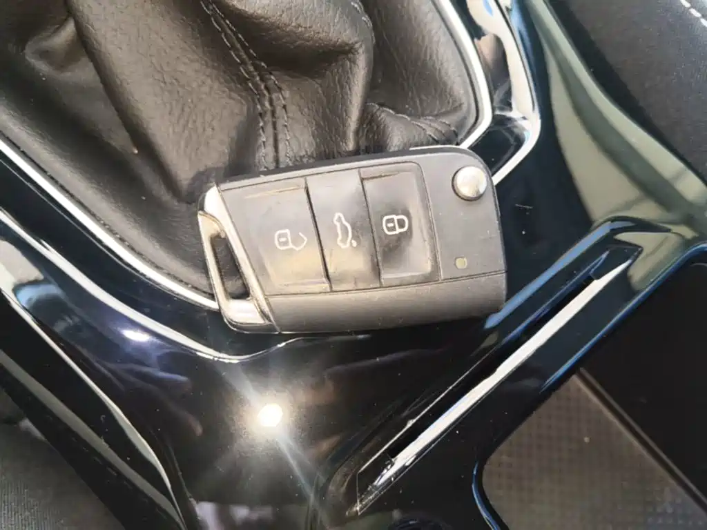 Volkswagen Tharu — миниатюра 9