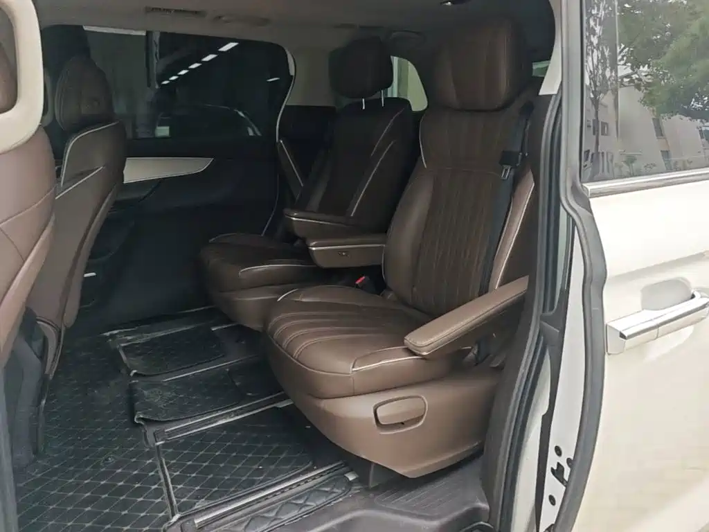 Roewe iMAX8 — миниатюра 17