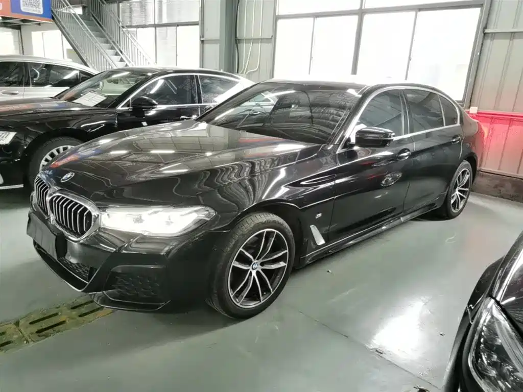BMW 5 Series 2023