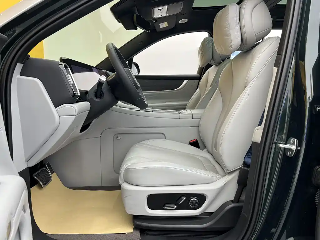 Aito M9 2024 Ultra 42kWh 6 мест