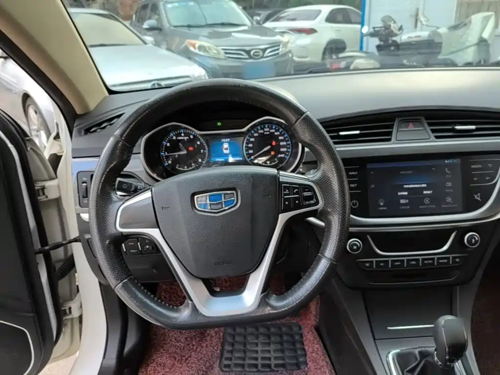 Geely Emgrand — миниатюра 11