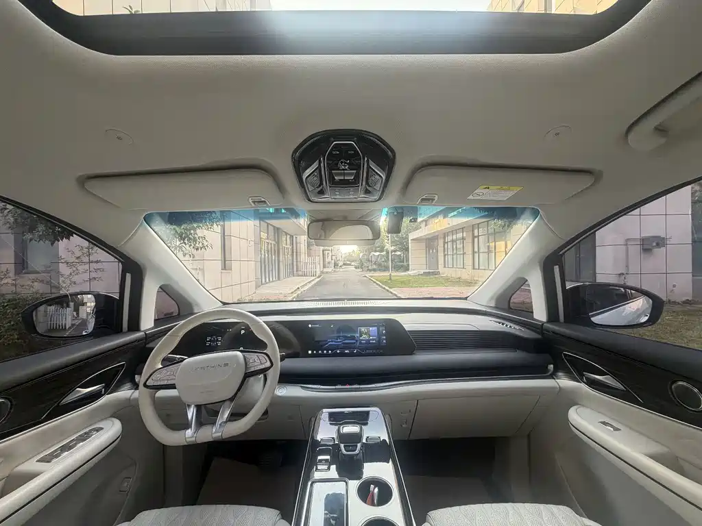 Fengxing Xinghai V9 — миниатюра 11