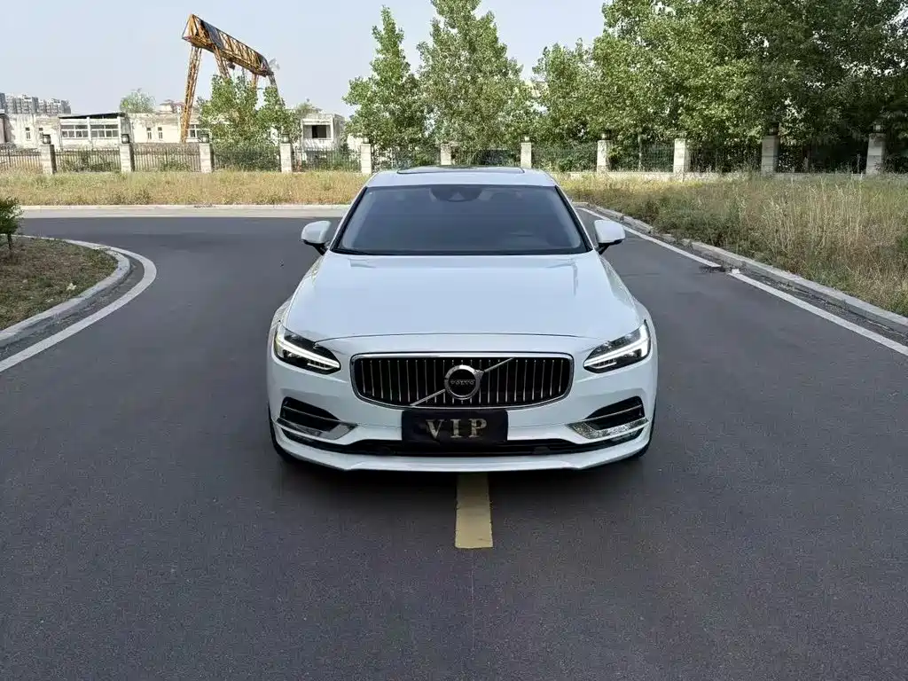 Volvo S90 — миниатюра 3