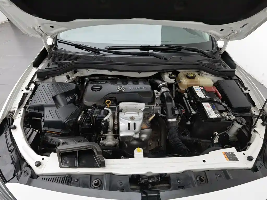 Buick Excelle — миниатюра 6