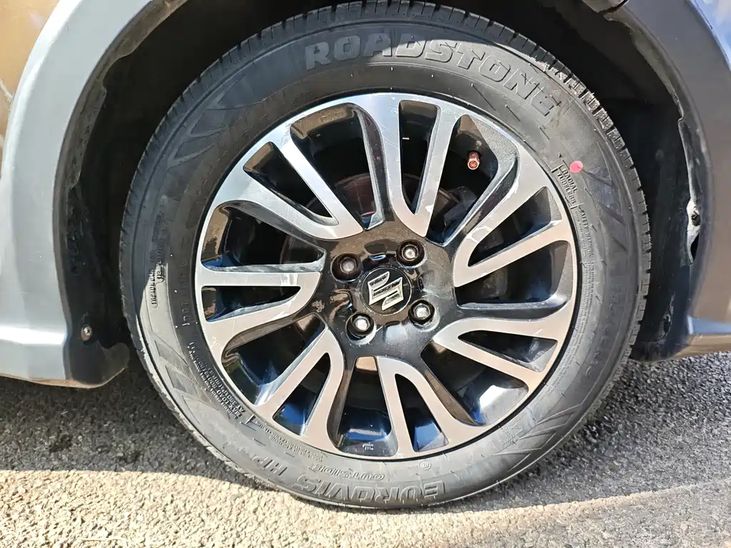 Suzuki Swift — миниатюра 10