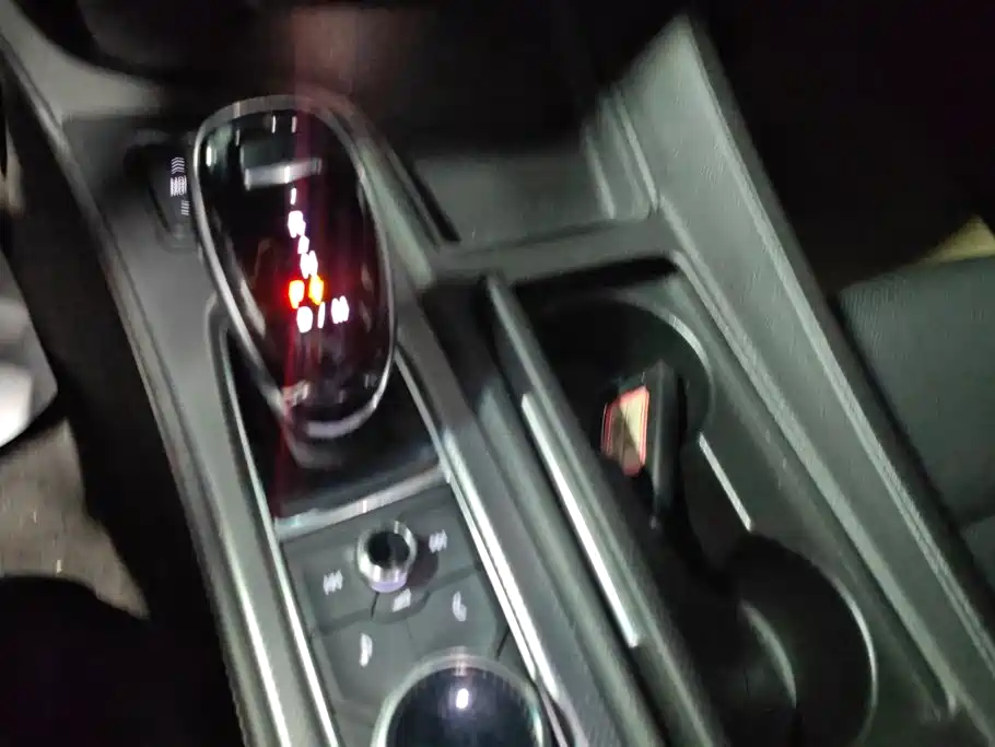 Cadillac CT5 — миниатюра 16