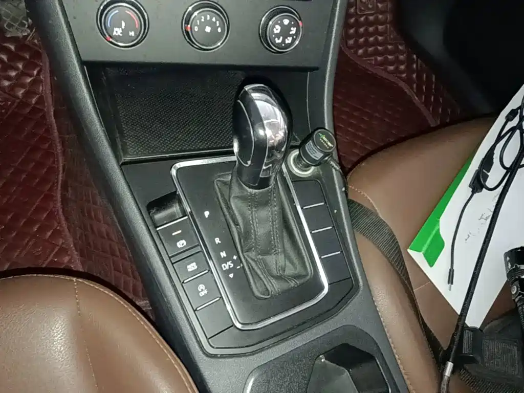 Volkswagen Bora — миниатюра 14