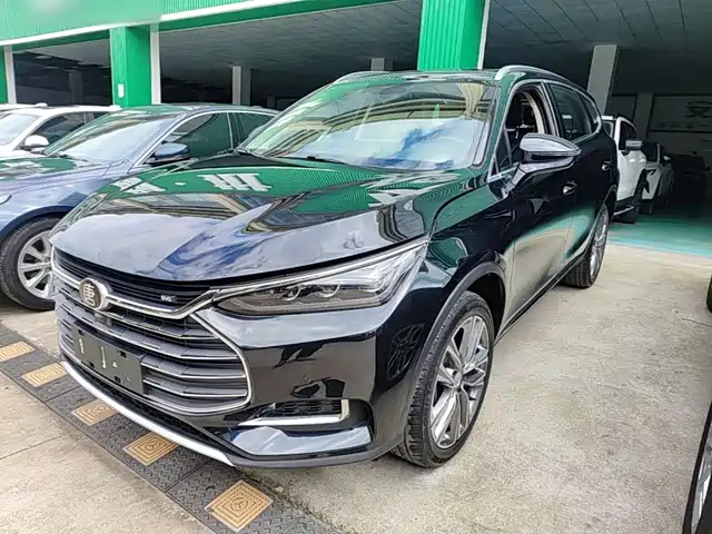 2022 BYD Tang