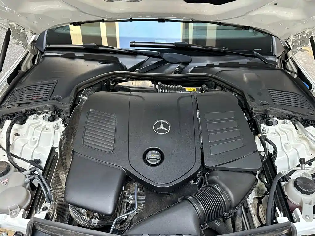 Mercedes-Benz C-Class — миниатюра 7