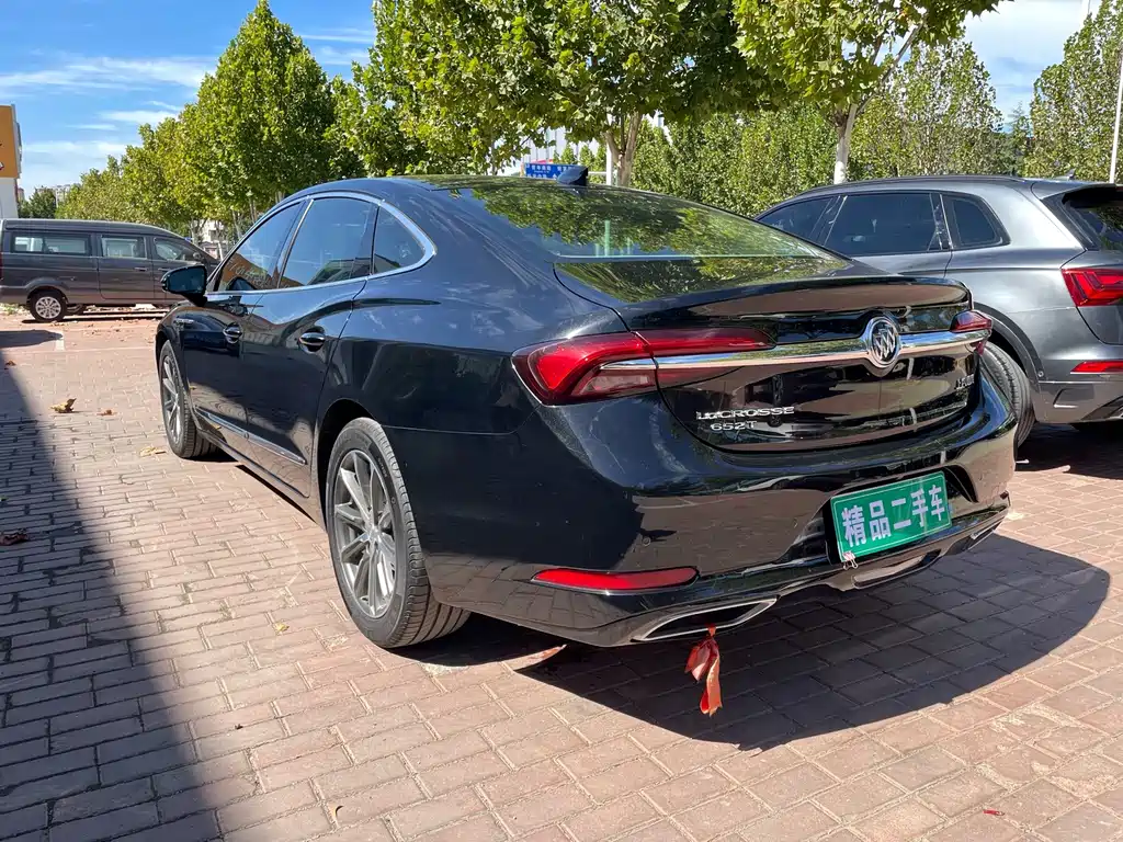 Buick LaCrosse — миниатюра 6