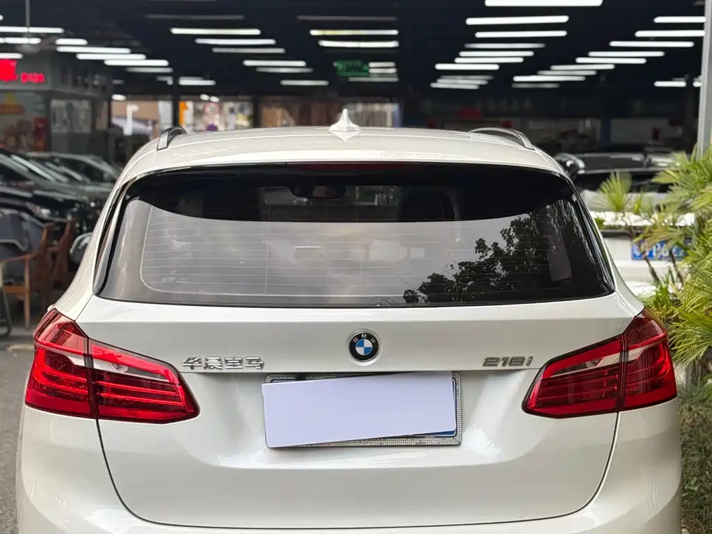 BMW 2 Series Active Tourer 218i Fashion Type, фото 14