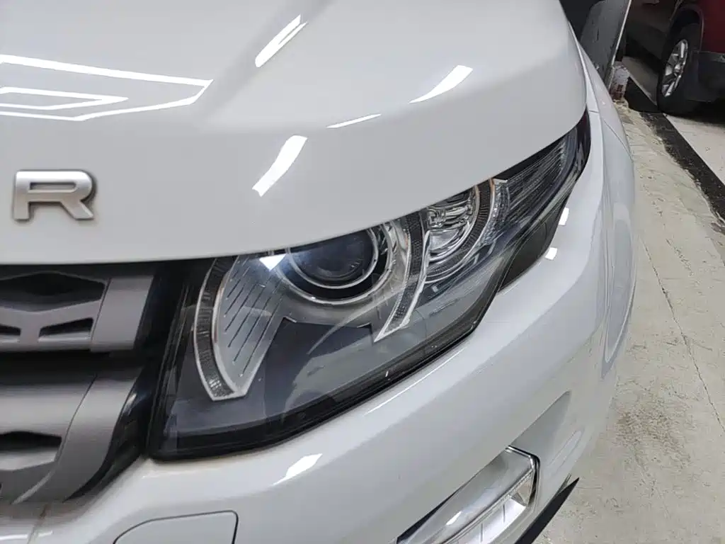 Land Rover Evoque — миниатюра 24