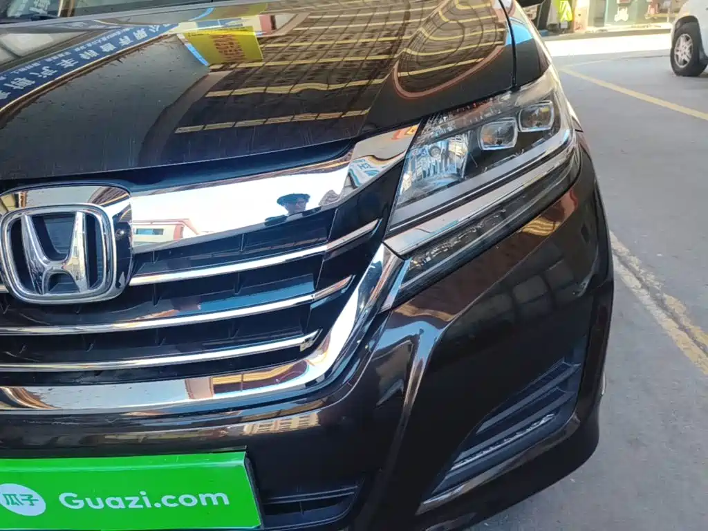 Honda Elysion — миниатюра 24
