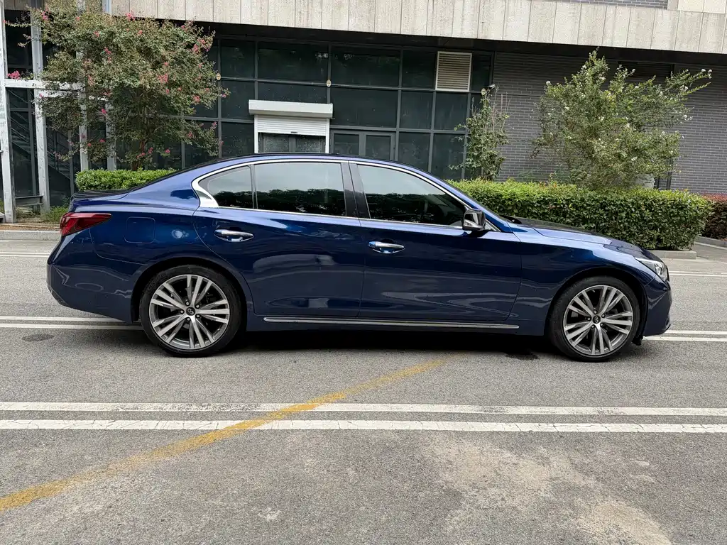 Infiniti Q50L — миниатюра 20