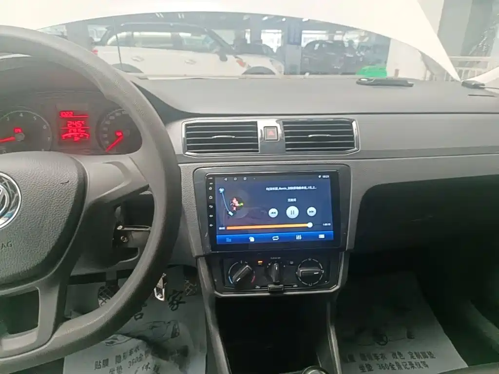 Volkswagen Santana — миниатюра 13