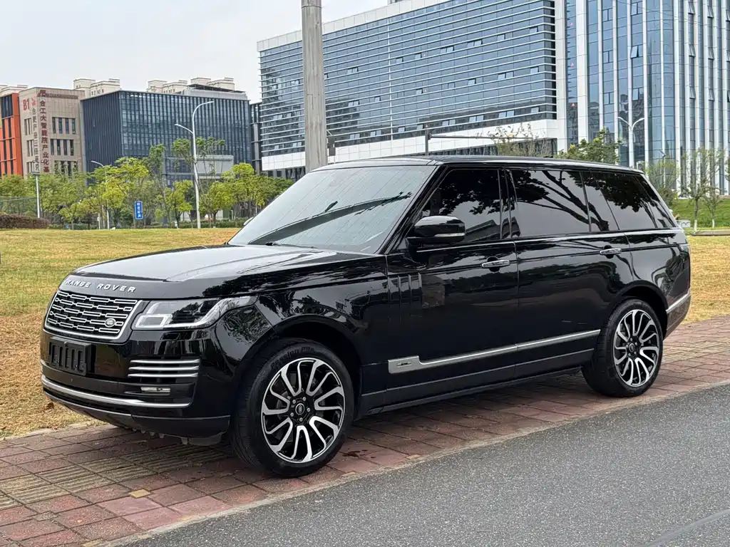 Land Rover Range Rover — миниатюра 8