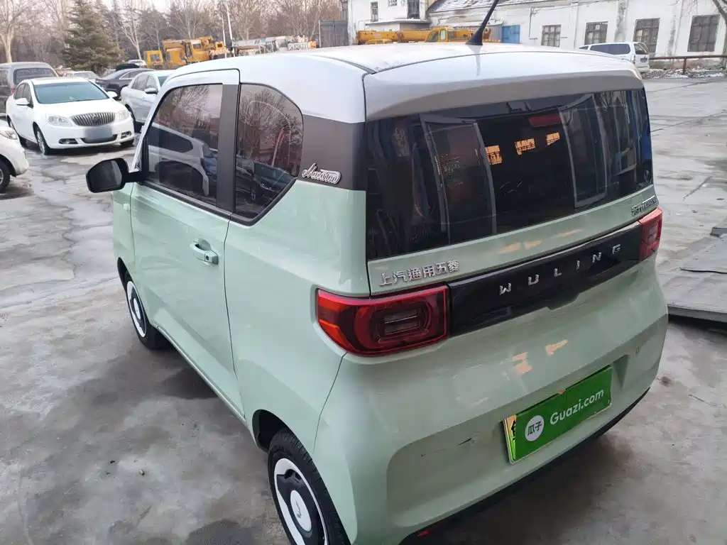 Wuling MINIEV — миниатюра 5