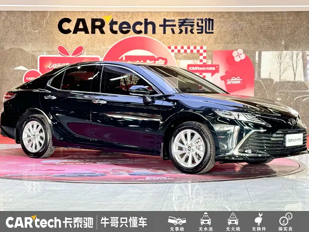 Toyota Camry — миниатюра 3