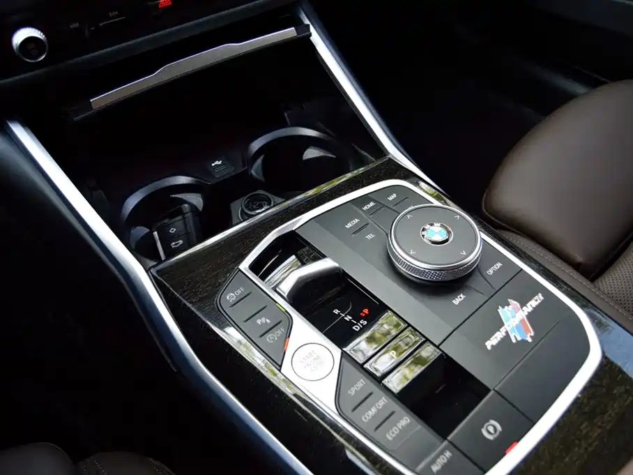 BMW 3 Series — миниатюра 10