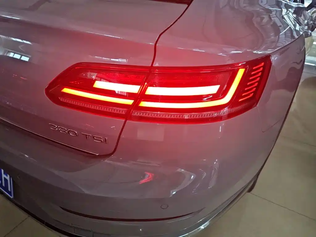 Volkswagen CC — миниатюра 8