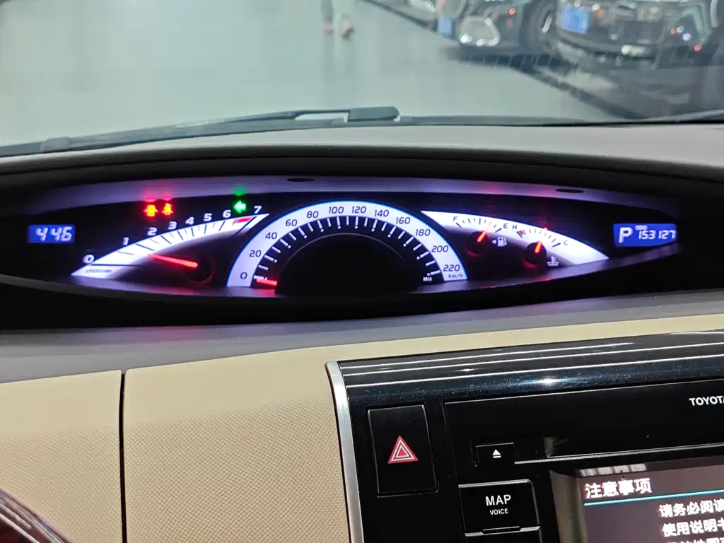 Toyota Previa — миниатюра 21