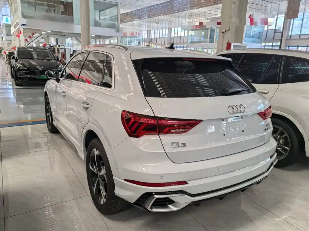 Audi Q3 — миниатюра 5