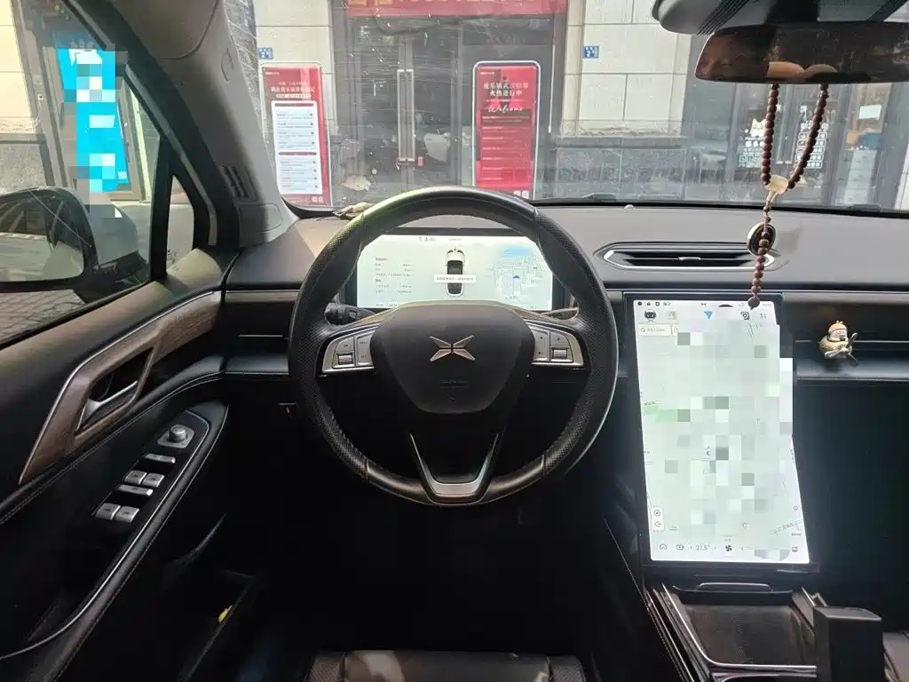 XPeng P5 — миниатюра 3