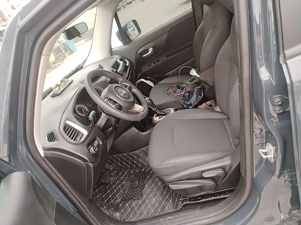 Jeep Renegade — миниатюра 16
