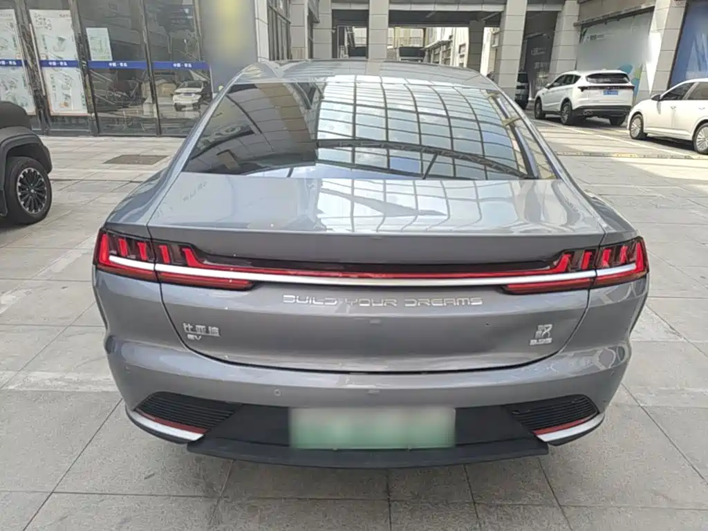 BYD Han — миниатюра 6