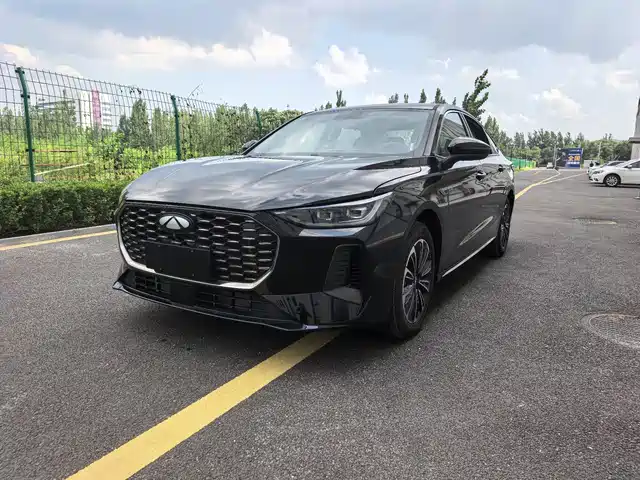 CHERY FENGYUN A8L 2025