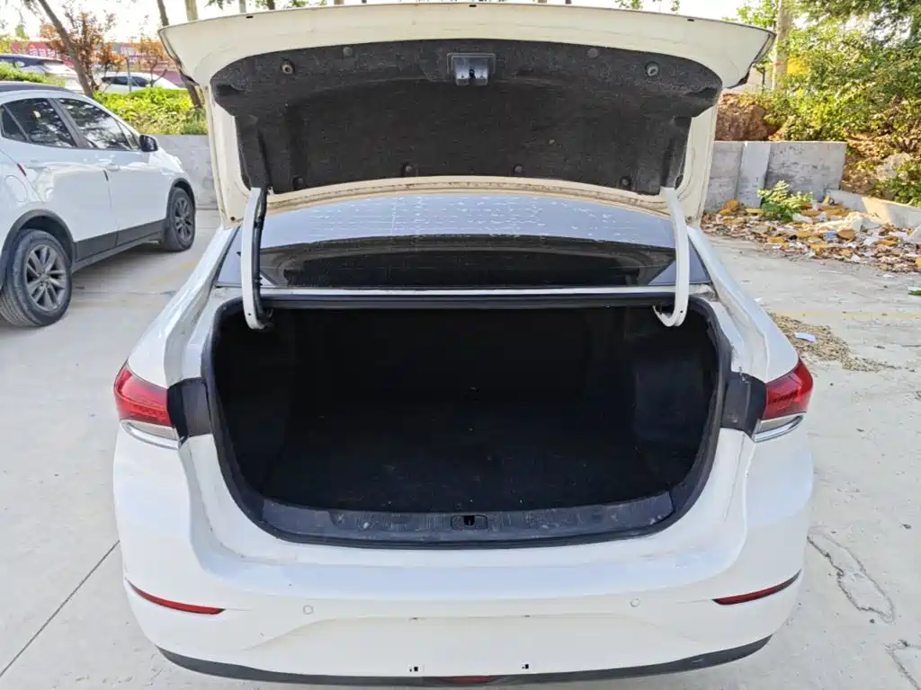 Buick Excelle — миниатюра 19