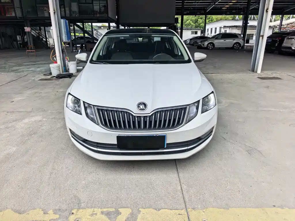 Skoda Octavia — миниатюра 2